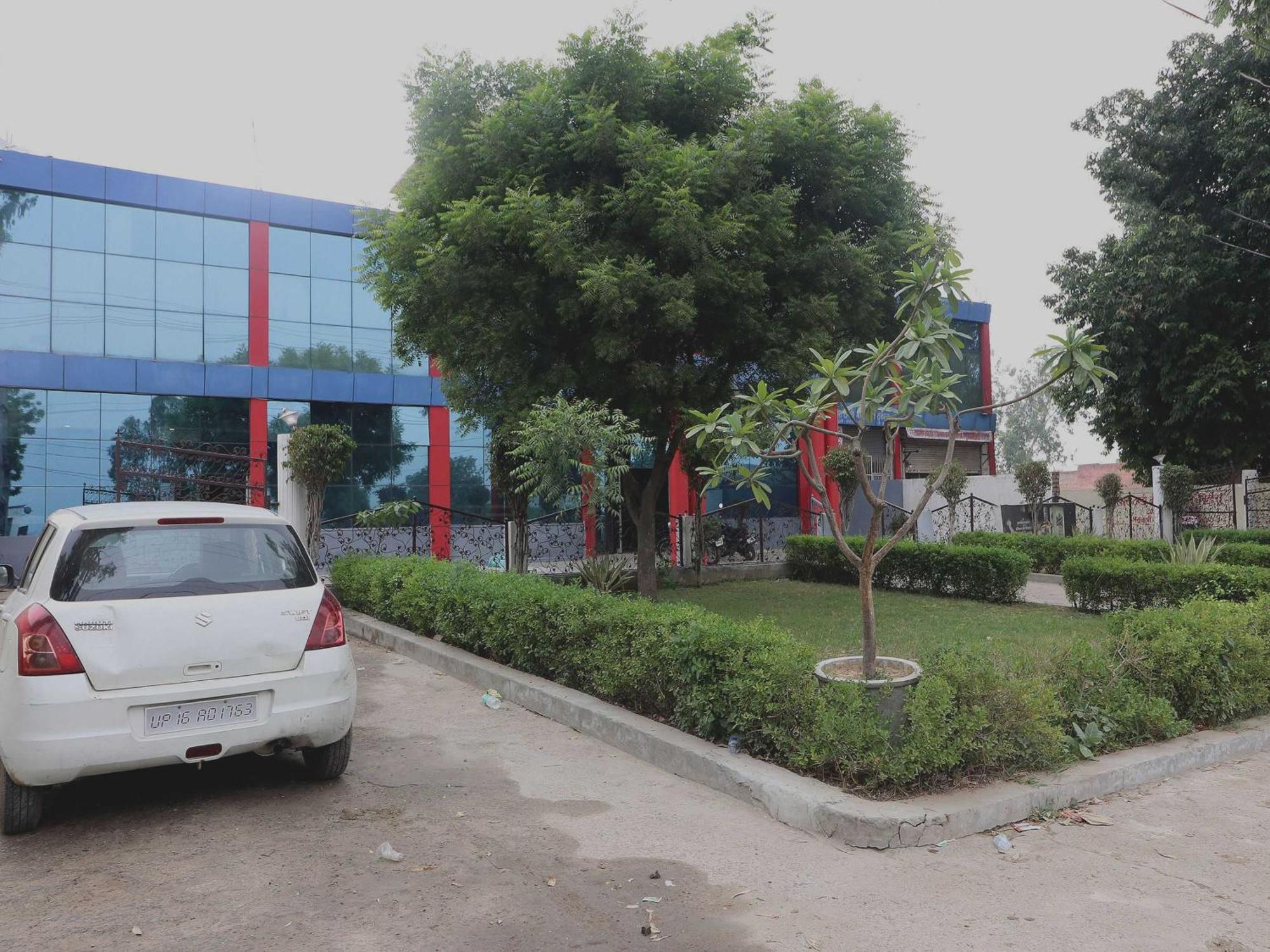 Hotel O Mulaqat Dadri Экстерьер фото