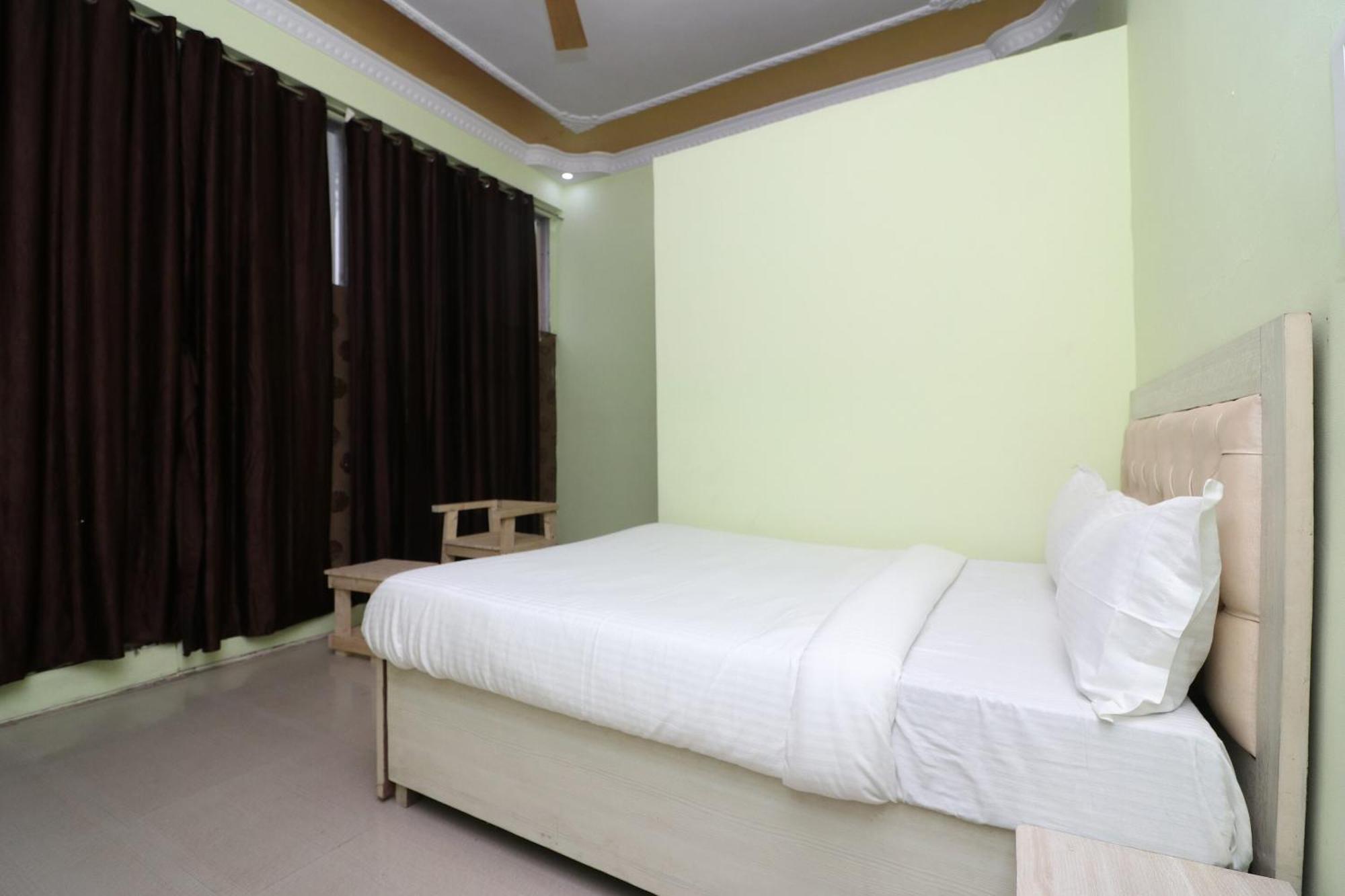 Hotel O Mulaqat Dadri Экстерьер фото